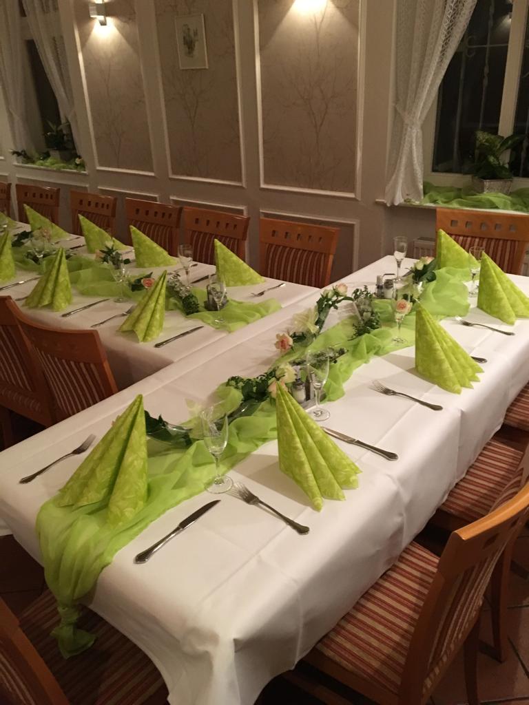 Sitzplätze Gastätte innen